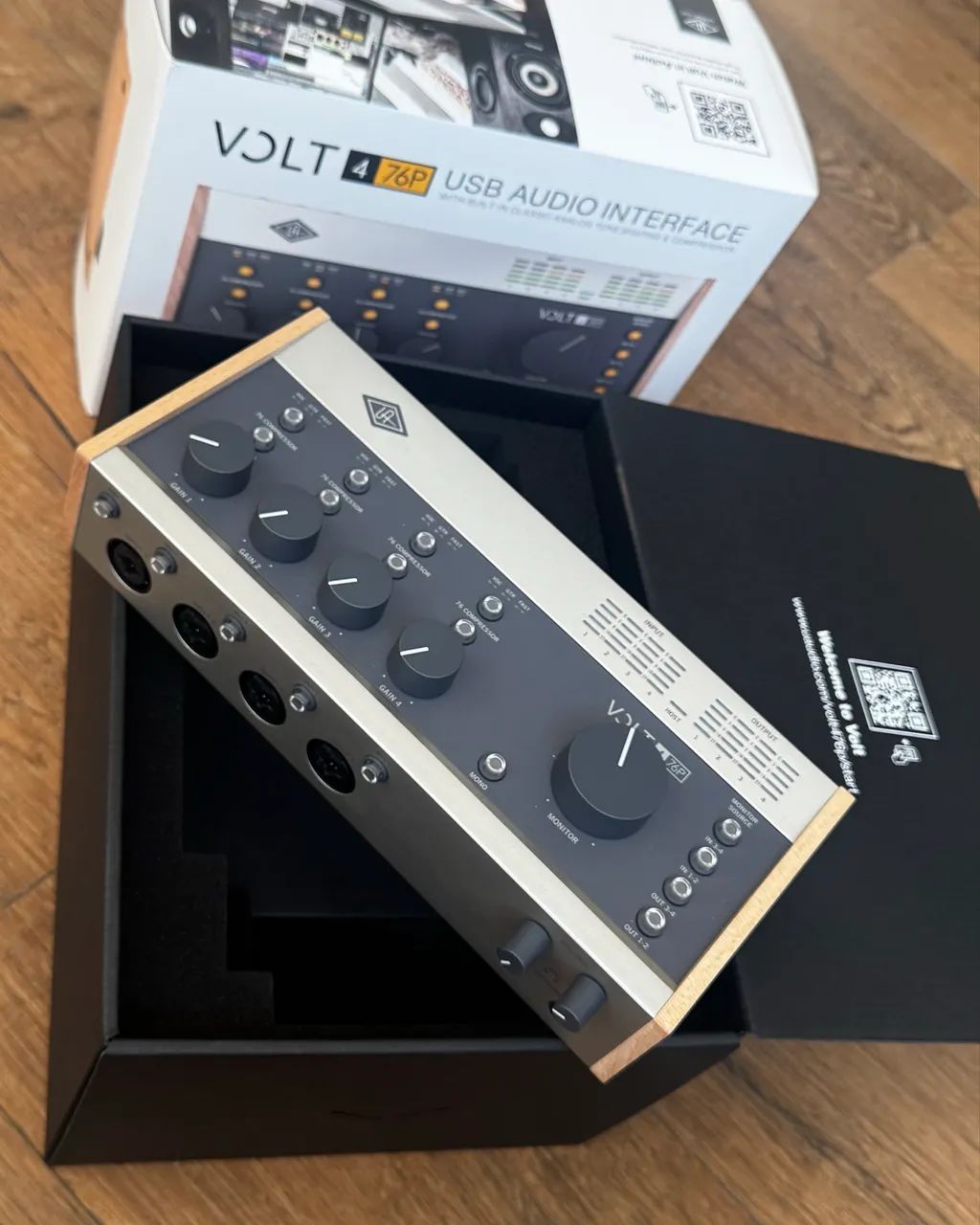 UAD VOLT 476P