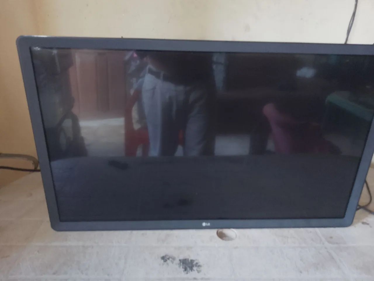 Smar tv LG de 32 polegadas funcionando normalmente  - Foto 3