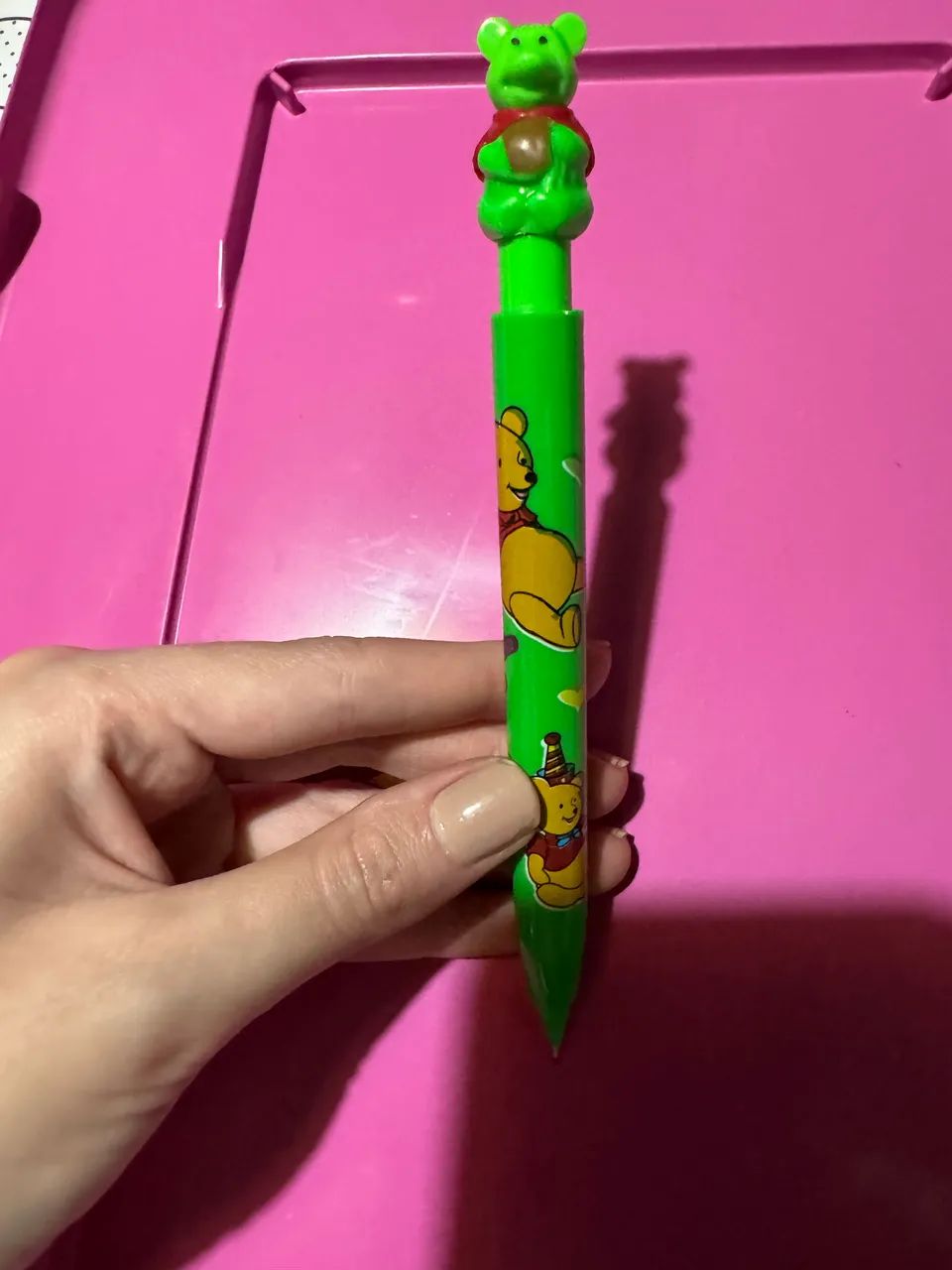 Lapiseira rara e antiga Ursinho Pooh verde década de 80