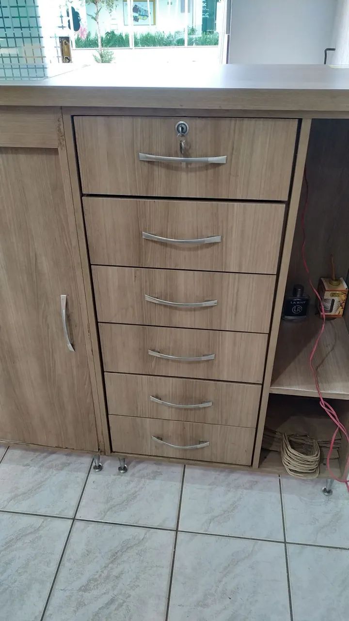 Balcão  &  Divisória em MDF - Foto 3