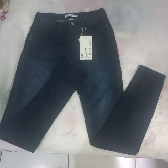 Calça Jeans Feminina da Calvin Klein 