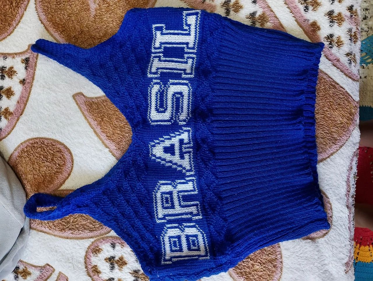 Blusa do Brasil de crochê 