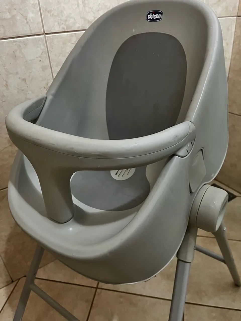 Banheira marca Chicco com suporte 