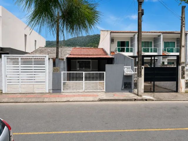 Casa Jardim Botânico - Potecas - São José SC