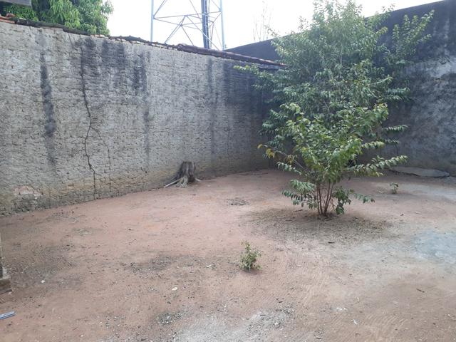 Casa residencial e ponto comercial em Britânia Go - Foto 8
