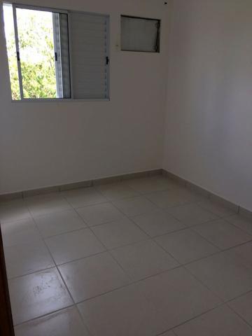 Ap de um quarto bairro santa marta mil reais com cond - Foto 3