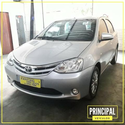 Toyota Etios Hatch XLS 1.5 Completo