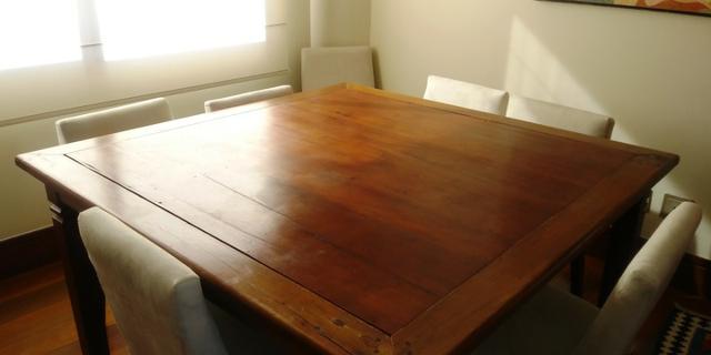 Mesa Quadrada de Jantar Demolição