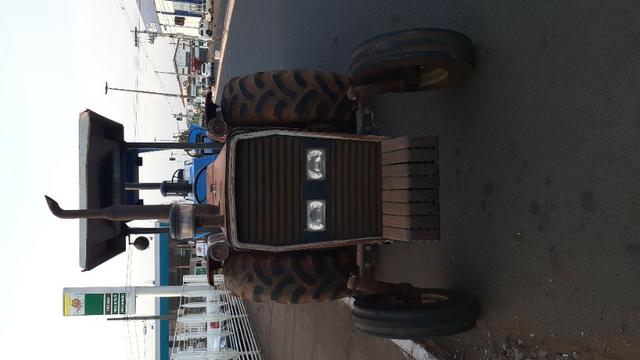 Trator - Foto 2