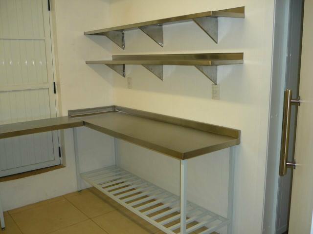 Vendo bancadas lisas em aço inox com preço de revenda não perca!!! - Foto 2