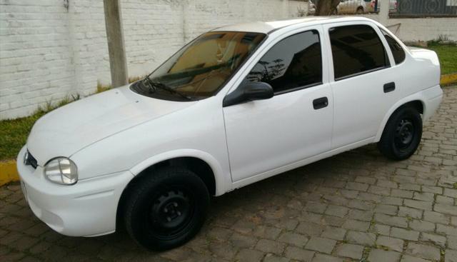 Corsa sedan classic 1.6