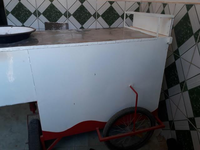 Carrinho para trabalhar com pastel