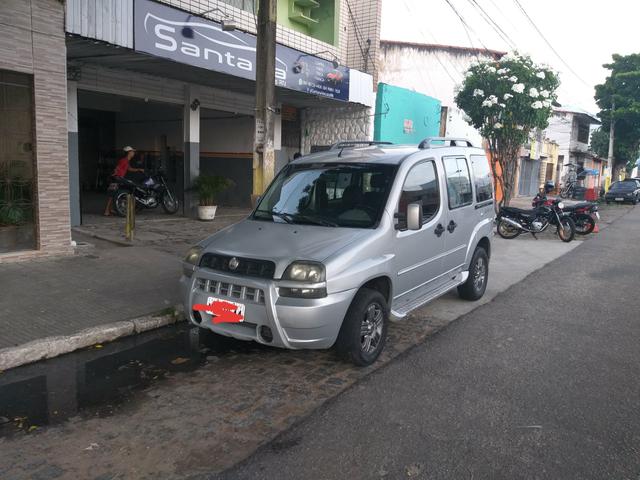 Fiat DOBLO Adventure 2005 COM GÁS