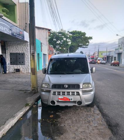 Fiat DOBLO Adventure 2005 COM GÁS - Foto 4