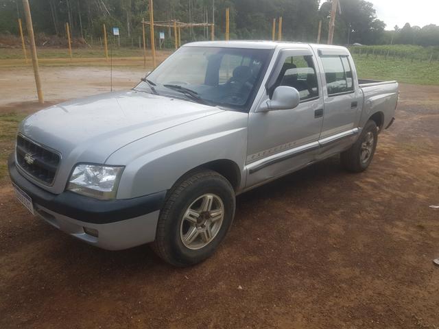 S10 diesel executive 4x4. troco por mais nova - Foto 5