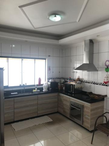 Cod. 1512 - Piscina - Churrasqueira - Armarios - Espaçosa - Melhor lugar da cidade - Foto 5