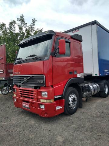 Caminhão Volvo FH 12 380