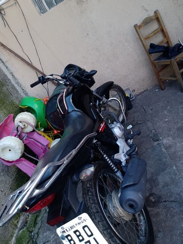 VENDO START ANO 2017 DOC TUDO OK NO MEU NOME 19.000 KM ORIGINAL SEGUNDO DONO MOTO TOP