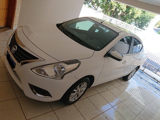 NISSAN VERSA 2018 AUTOMÁTICO BRANCO