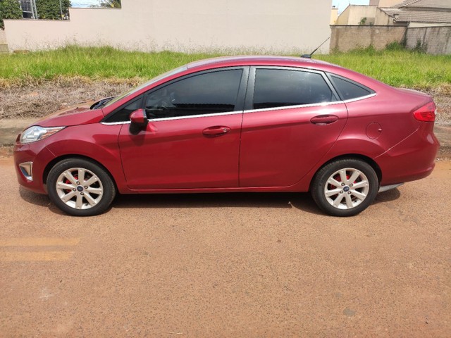 NEW FIESTA SEDAN MEXICANO