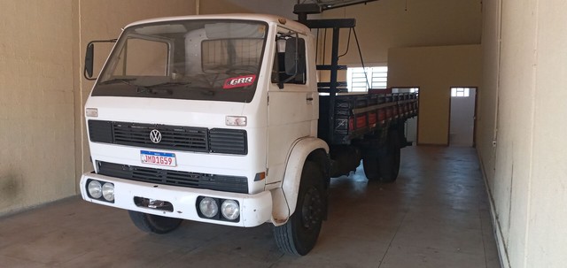 CAMINHÃO VOLKSWAGEN 12140