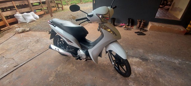 VENDO HONDA BIZ 125 COMPLETA PARA PESSOAS EXIGENTES