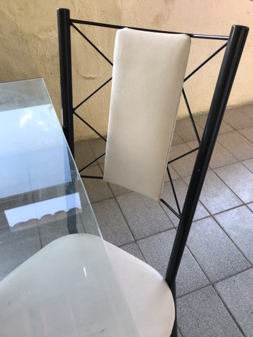 Cadeira e vidro  - Foto 4