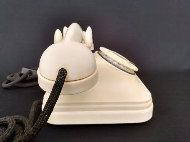 Telefone Standard Electric Antigo de Baquelite Branco - Foto 2