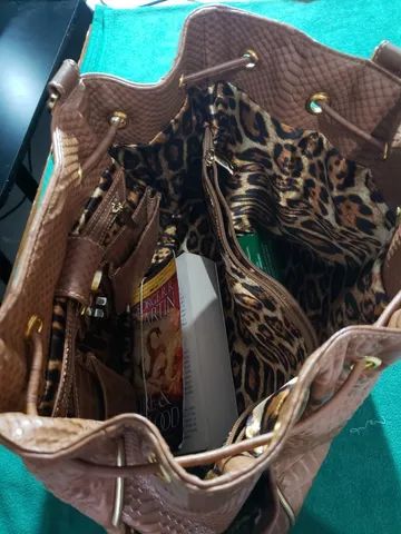 Bolsa Carmen Steffens de couro texturizado - Foto 5