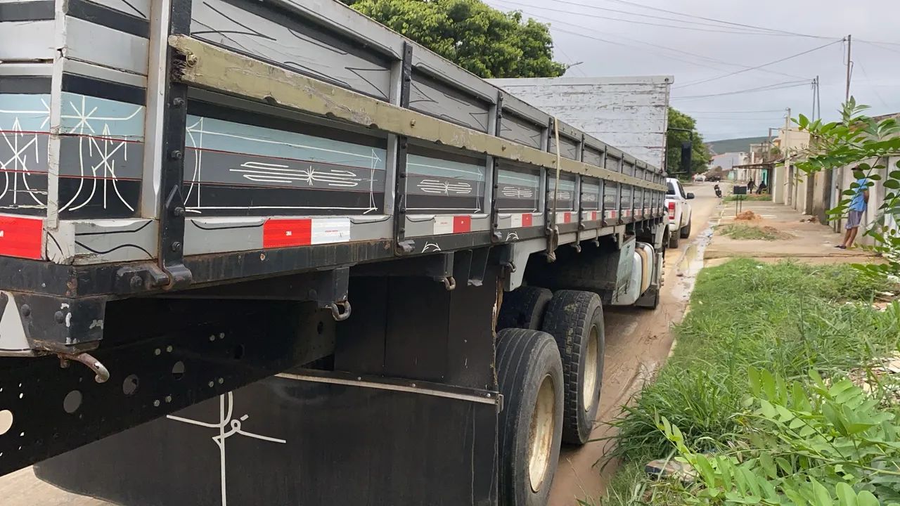 Carroceria 8.80m comprimento  - Foto 2