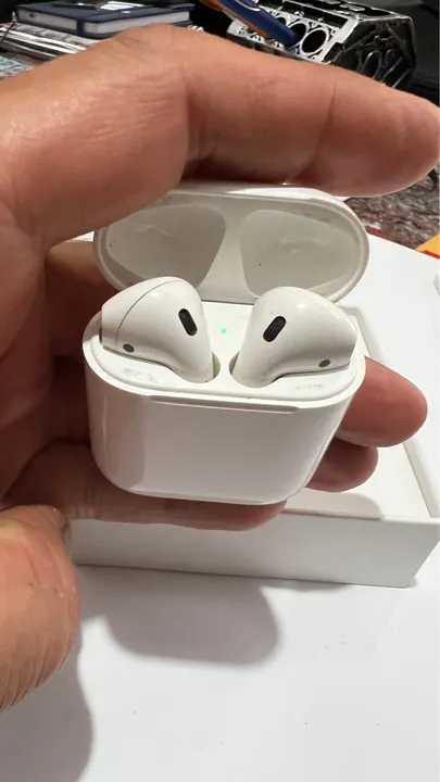 AirPods A1523
