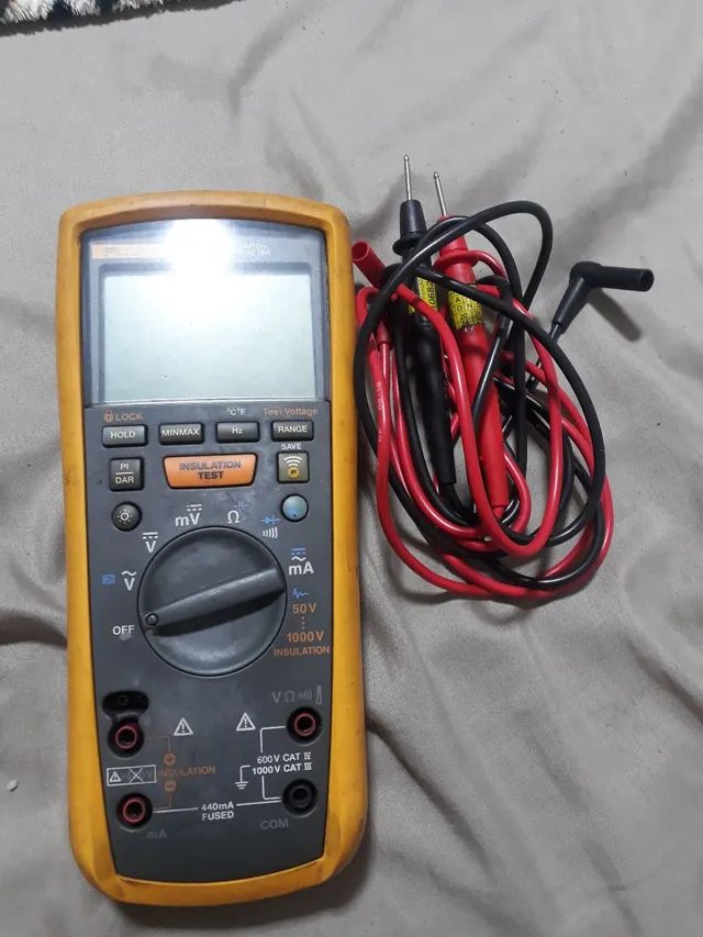 fluke 1587 fc insulation multimeter Motos Jardim Verônia, São Paulo