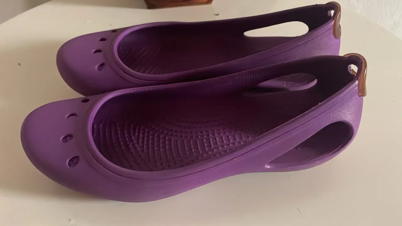 Chinelos Crocs Roxo 34/35 - Foto 5