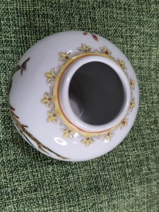 Mini vaso chinês de porcelana pintada - Foto 2