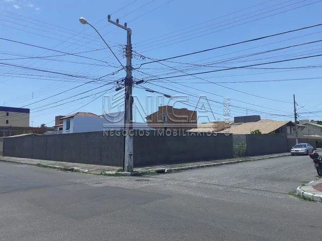 Alugue Terreno na Rua Cônego José Félix