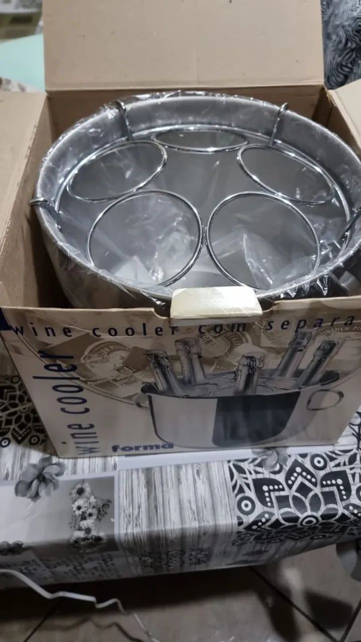 O balde champanheira em inox da marca Forma - Foto 4