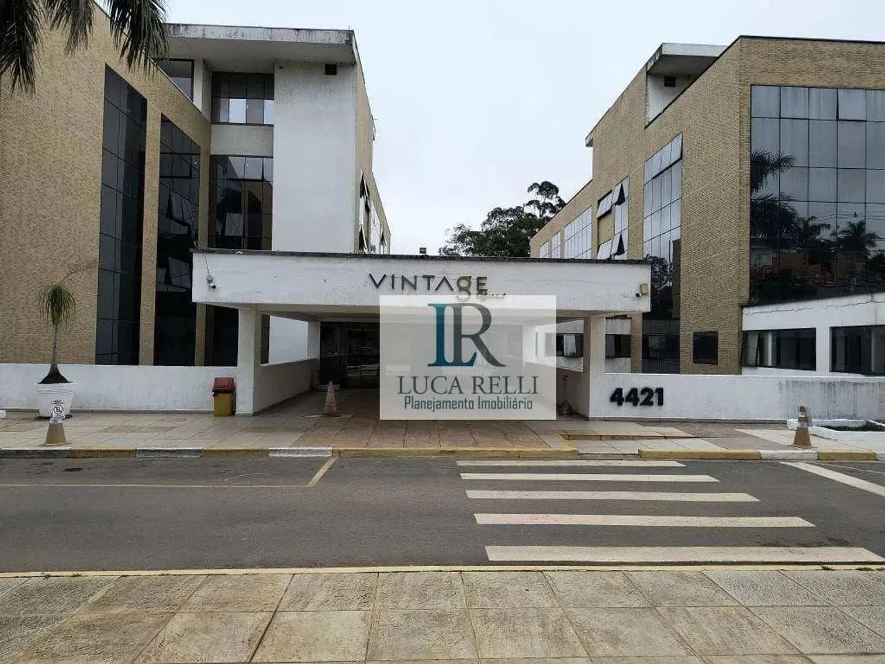 Sala Comercial à venda na Granja Vianna - Foto 2