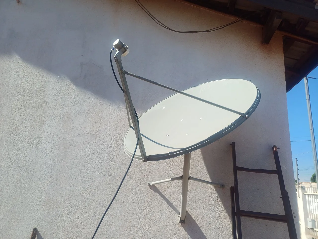 Antena Parabólica Completa - Ótima Recepção