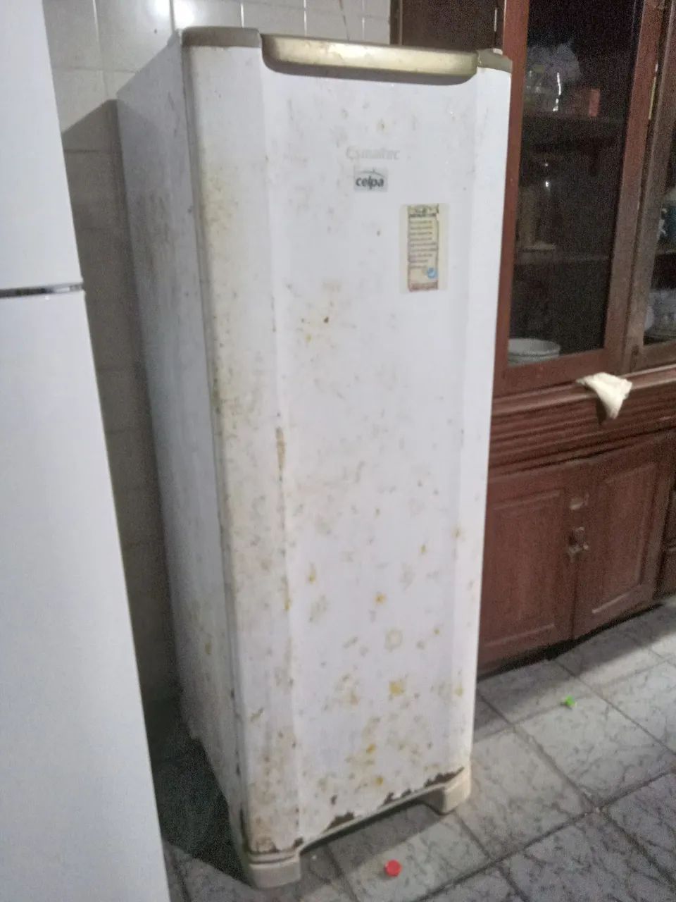 Geladeira a venda 400  - Foto 5