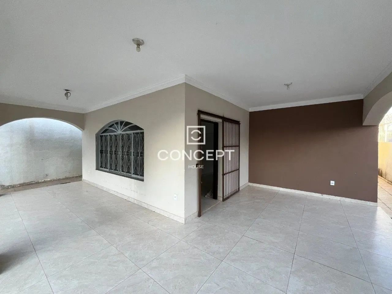 CASA COMERCIAL PRÓXIMO DA AVENIDA MIGUEL SUTIL - VENDA - Foto 2