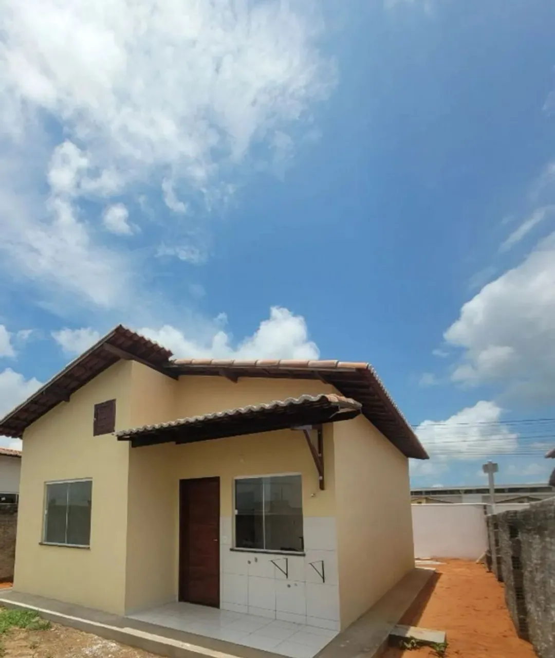 Casa para venda entrada a partir de R$14.000,00 avista R$210.000,00 Silvio leite