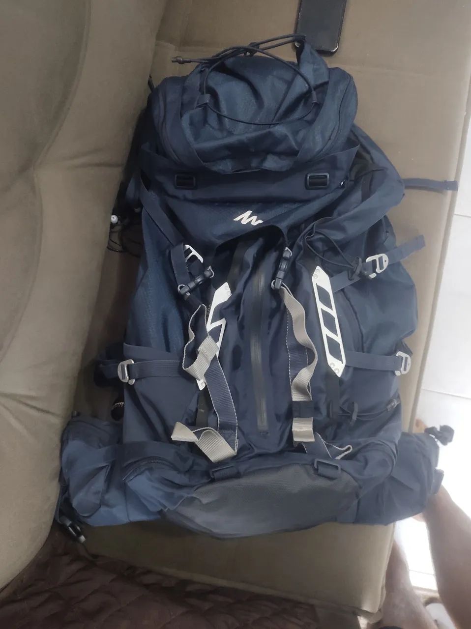 Mochila Quechua Symbium 70+10L + Bolsa de Transporte para Avião - Brinde - Foto 2