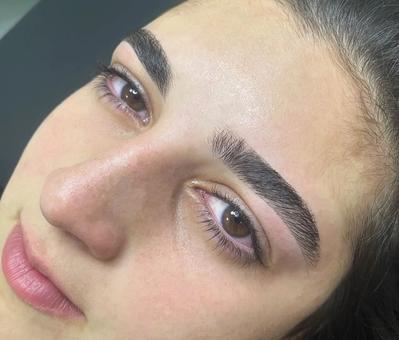 Curso Design de Sobrancelhas e Henna - Foto 6