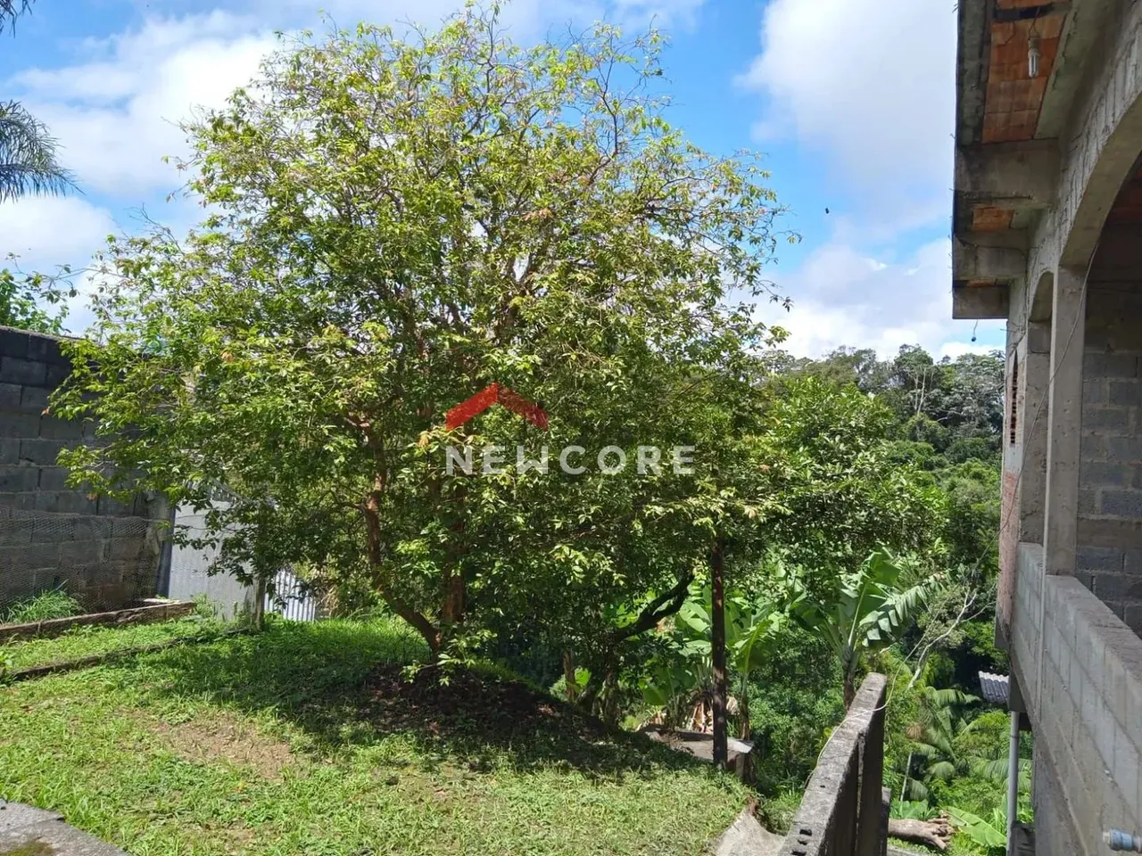 Casa em Alameda dos Bandeirantes - Flórida - Embu-Guaçu/SP