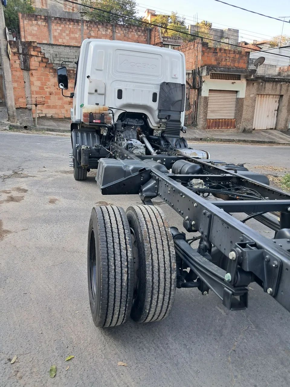 Mercedes-Benz Accelo 815 - Foto 6