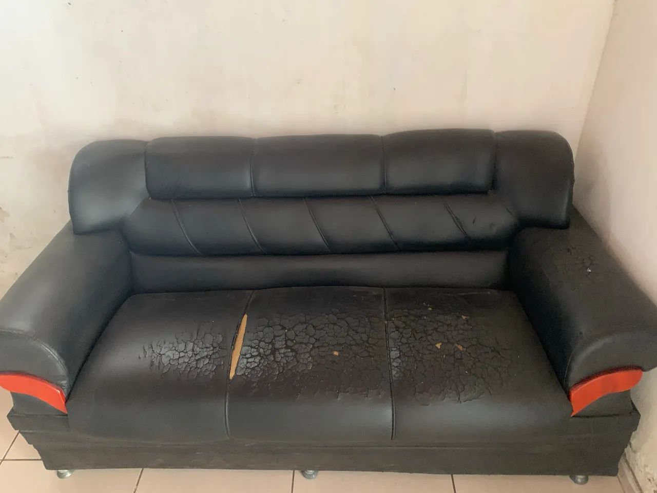 Sofá preto - Foto 4