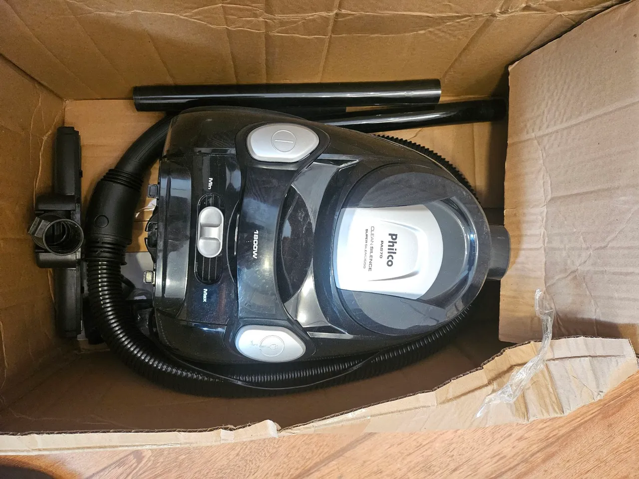 Aspirador de Pó Philco Clean Silence PA670 - 1800W