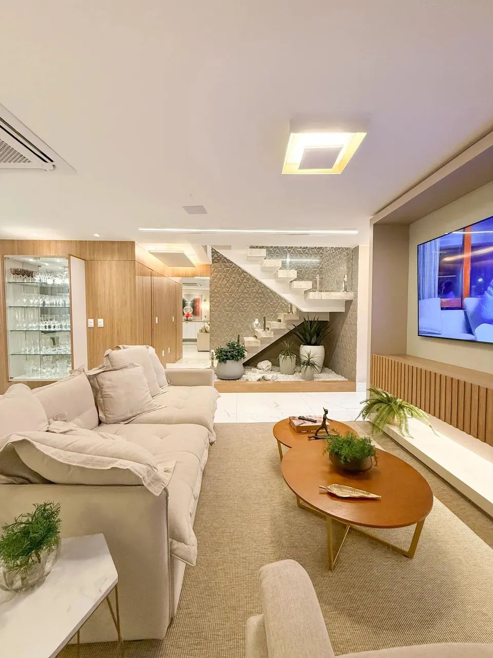 Jardins Ibiza, Porteira Fechada, 4 Suítes, DCE, 4 Vagas, Energia Solar, Piscina com Cascat - Foto 5