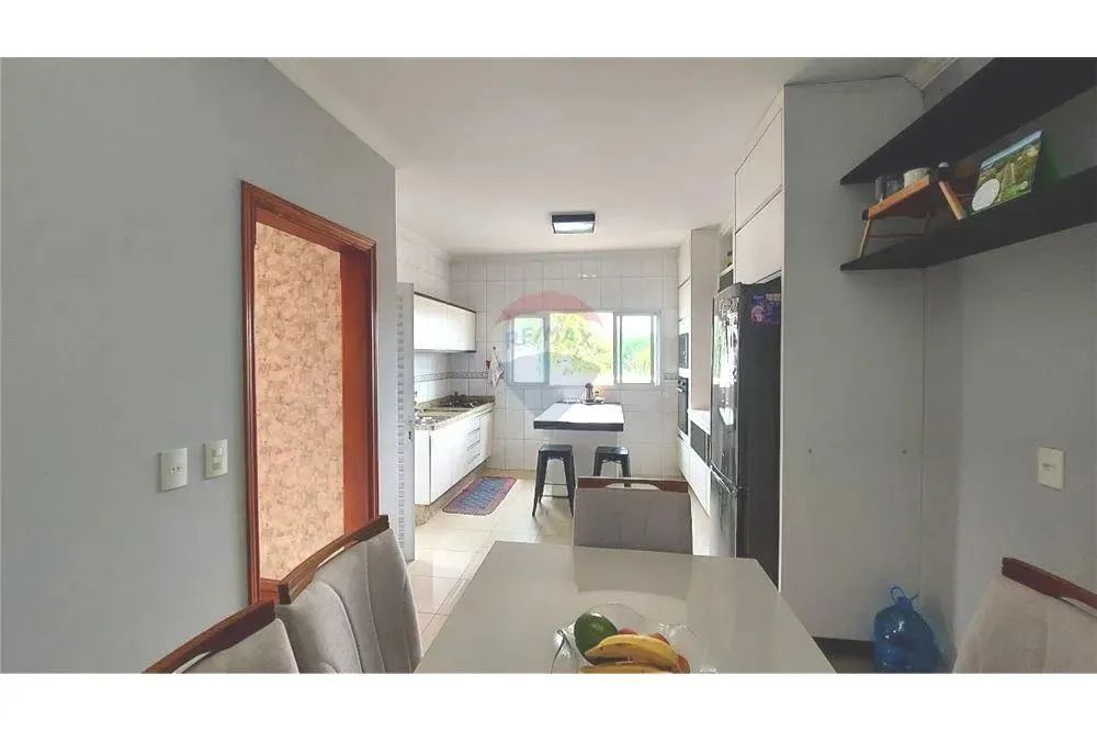 Casa a venda com 2 quartos, 2 suítes e salão 460m², R$ 800.000,00 Parque das Industrias, S