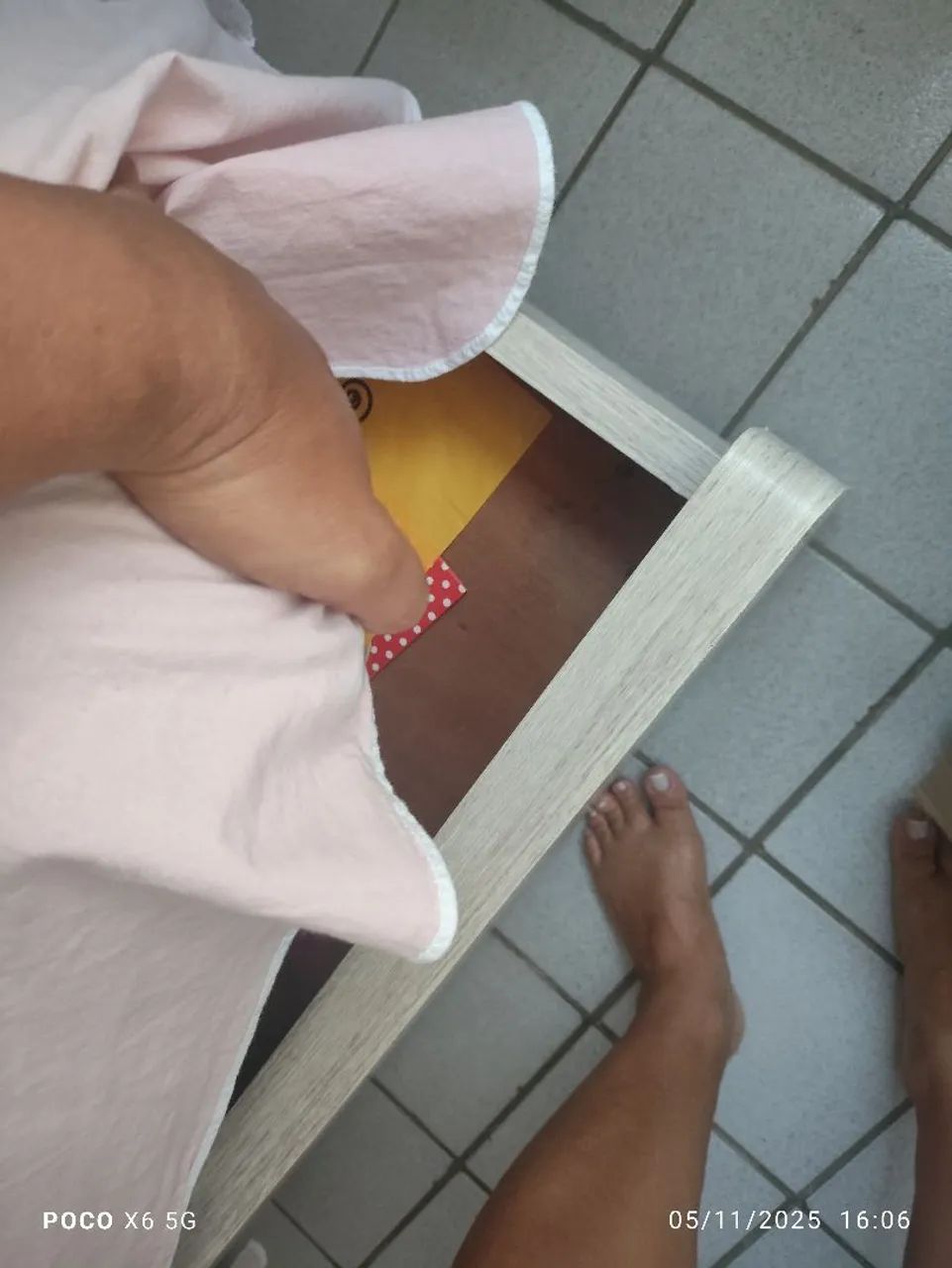 Single bed64330587298178124